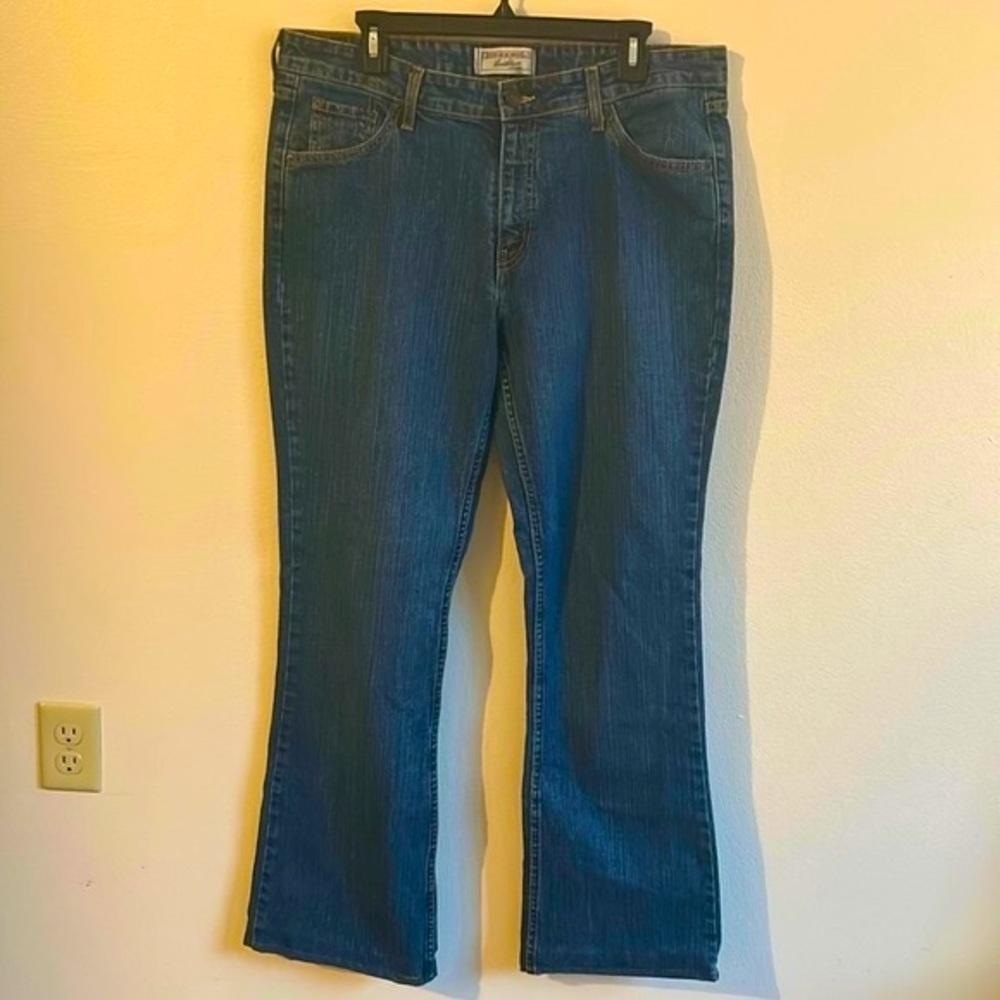 Levi Strauss Women's Signature Cotton Stretch Low Rise Bootcut Jeans... SIZE: 16